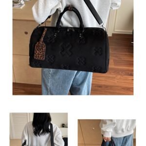 Stylish waterproof zippered tote bag