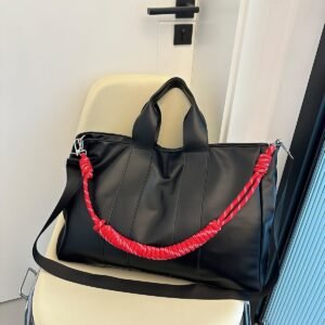 PU leather travel bag, shoulder baghandbag, waterproof, suitable for fitness and travel