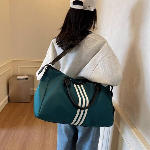 Short, waterproof fitness and storage crossbody bagyoga bag