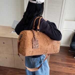 Stylish waterproof zippered tote bag