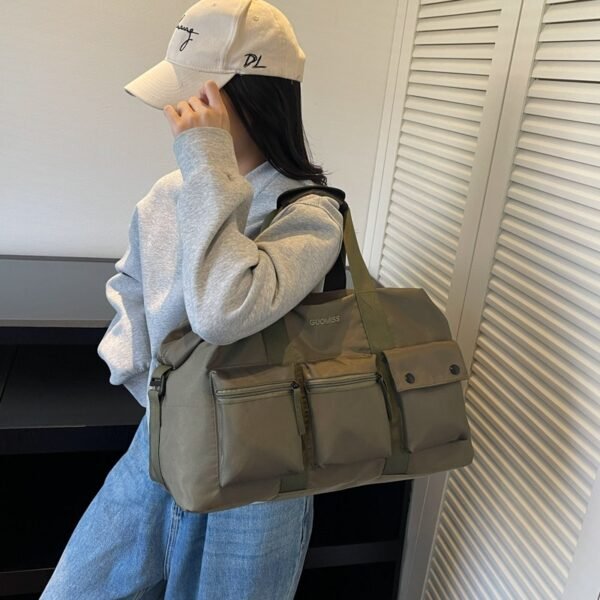 Multi-functional, multi-pocket, large-capacity travel bag