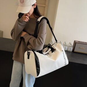 Dry and wet separation, zippered travel bag,