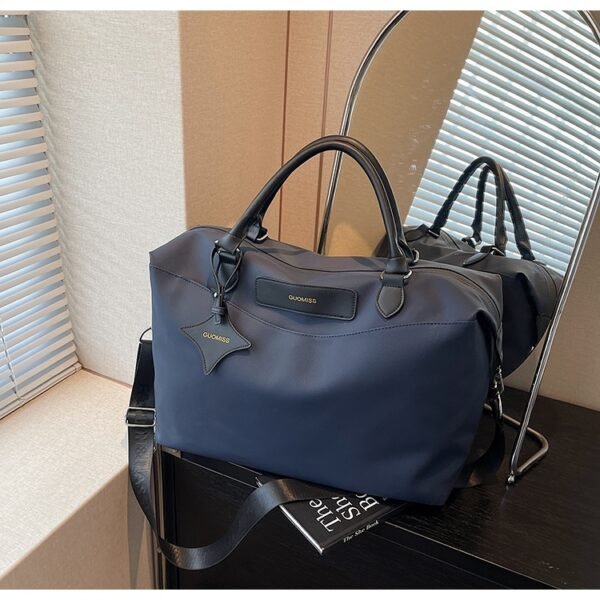 Waterproof travel tote bag, large-capacity business travel bag