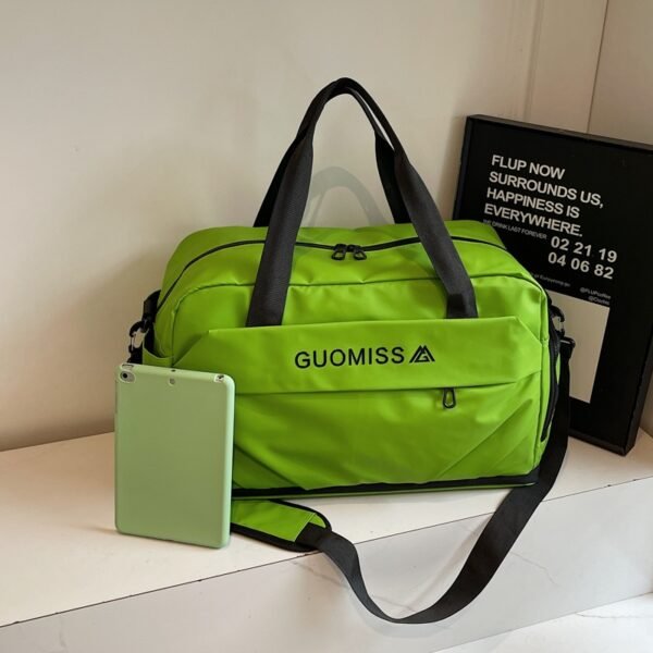 Expandable waterproof fitness and travel bag