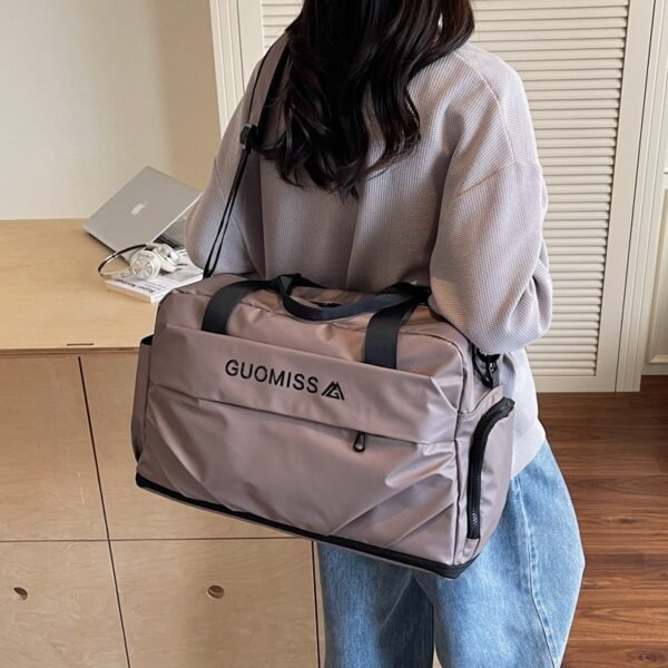 Expandable waterproof fitness and travel bag